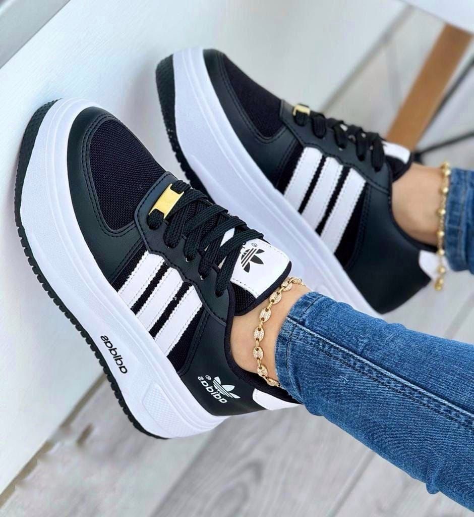 Calzado Deportivo Adidas